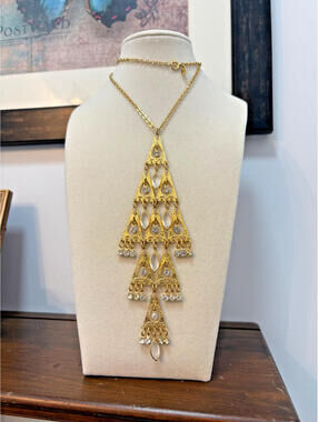 Vintage Park Lane Dangling Crystal & Rhinestone Chandelier Necklace Gold Tone